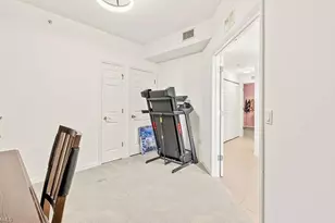 1315 Henley St, Naples, FL 34105 - Photo 9