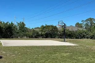 1315 Henley St, Naples, FL 34105 - Photo 29