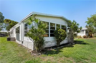 58 Lemans Dr, Naples, FL 34112 - Photo 5