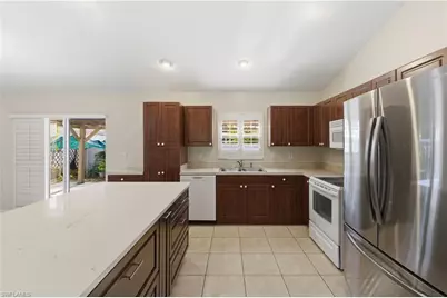 1082 Ridgeway Dr, North Fort Myers, FL 33903 - Photo 7