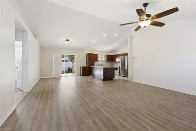 1082 Ridgeway Dr, North Fort Myers, FL 33903 - Photo 5