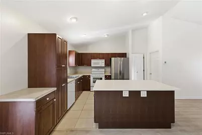 1082 Ridgeway Dr, North Fort Myers, FL 33903 - Photo 9
