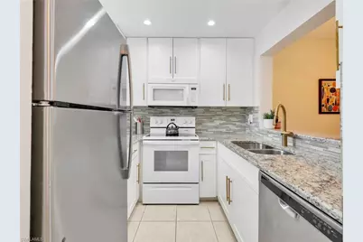 801 River Point Dr #203A, Naples, FL 34102 - Photo 5