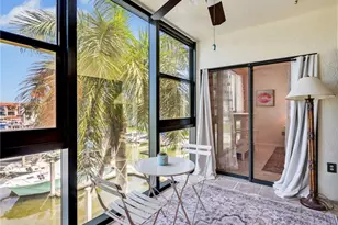 801 River Point Dr, Naples, FL 34102 - Photo 21