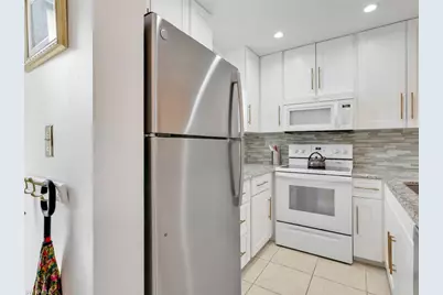 801 River Point Dr #203A, Naples, FL 34102 - Photo 7