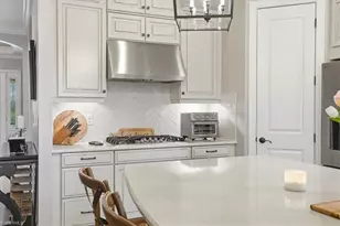 9523 Campanile Cir, Naples, FL 34114 - Photo 19
