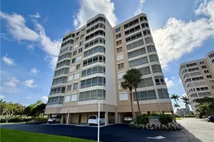 11118 Gulf Shore Dr, Naples, FL 34108 - Photo 1