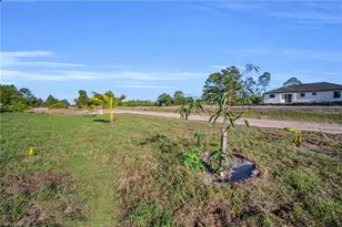 1109 Edgewood St E, Lehigh Acres, FL 33974 - Photo 33