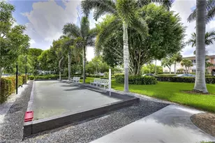 473 12th Ave S, Naples, FL 34102 - Photo 15