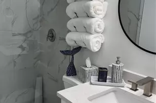 473 12th Ave S, Naples, FL 34102 - Photo 5