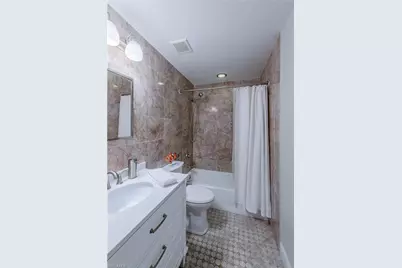 1385 Wisconsin Dr, Naples, FL 34103 - Photo 19