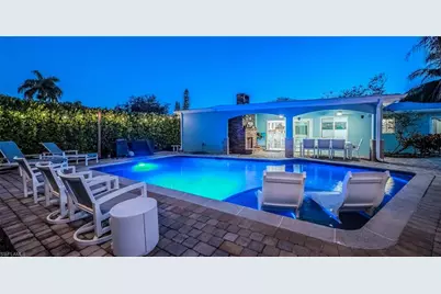 1385 Wisconsin Dr, Naples, FL 34103 - Photo 35