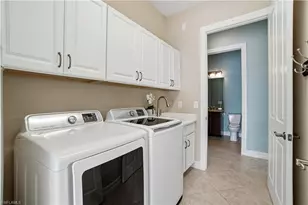 15910 Secoya Reserve Cir, Naples, FL 34110 - Photo 29