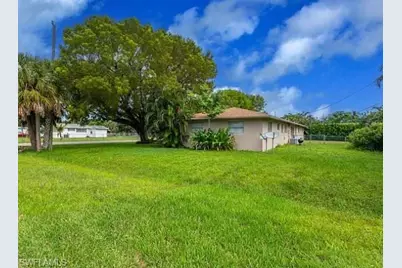 4004 12th St N, Naples, FL 34103 - Photo 3