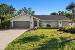 194 Wickliffe Dr, Naples, FL 34110 - Photo 1