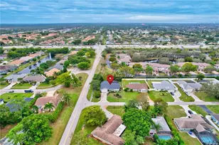 194 Wickliffe Dr, Naples, FL 34110 - Photo 5