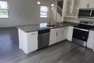 9015 Madrid Cir, Naples, FL 34104 - Photo 5