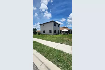 9015 Madrid Cir, Naples, FL 34104 - Photo 3