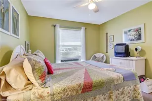 1330 Derbyshire Ct, Naples, FL 34116 - Photo 17