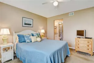 1330 Derbyshire Ct, Naples, FL 34116 - Photo 13