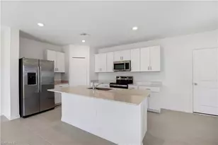 4086 San Felice Ln, North Fort Myers, FL 33917 - Photo 9