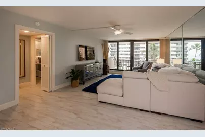 4001 Gulf Shore Blvd N #302, Naples, FL 34103 - Photo 3