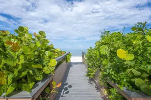 4001 Gulf Shore Blvd N, Naples, FL 34103 - Photo 21