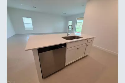 3917 Passion Vine Dr, Alva, FL 33920 - Photo 7
