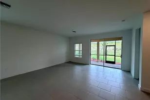 3917 Passion Vine Dr, Alva, FL 33920 - Photo 9