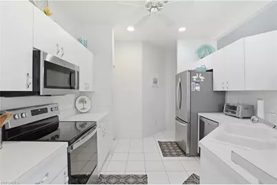 800 Carrick Bend Cir #103, Naples, FL 34110 - Photo 7