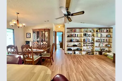 573 Cape Florida Ln, Naples, FL 34104 - Photo 3