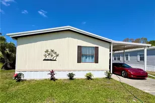573 Cape Florida Ln, Naples, FL 34104 - Photo 1