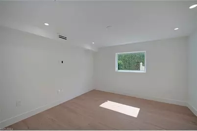 1379 Chesapeake Ave #A4, Naples, FL 34102 - Photo 19