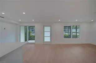 1379 Chesapeake Ave, Naples, FL 34102 - Photo 7