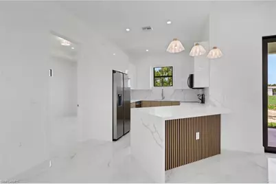 2685 38th Ave SE, Naples, FL 34117 - Photo 9