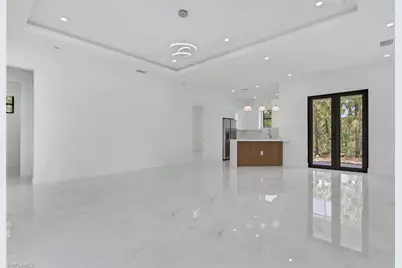 2685 38th Ave SE, Naples, FL 34117 - Photo 5