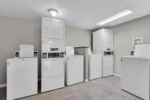 4617 Bayshore Dr, Naples, FL 34112 - Photo 21