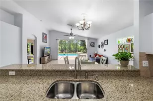 713 Crossfield Cir, Naples, FL 34104 - Photo 13