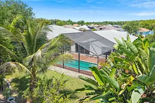 713 Crossfield Cir, Naples, FL 34104 - Photo 39