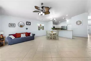 713 Crossfield Cir, Naples, FL 34104 - Photo 7