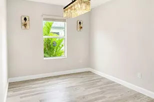 17100 Parma Ct, North Fort Myers, FL 33917 - Photo 9