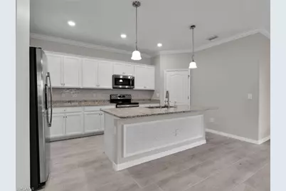 19527 Utopia Ln, Estero, FL 33928 - Photo 7