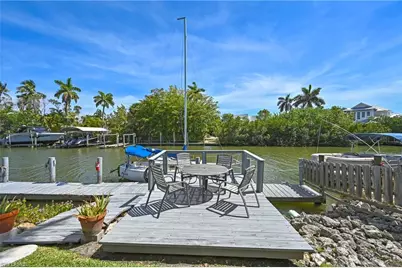1376 Chesapeake Ave #2, Naples, FL 34102 - Photo 3