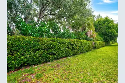 15359 Wildflower Cir, Naples, FL 34119 - Photo 27
