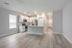 15359 Wildflower Cir, Naples, FL 34119 - Photo 13