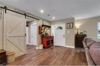 6101 Lancewood Way, Naples, FL 34116 - Photo 5