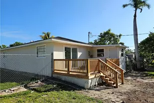 5234 Sholtz St, Naples, FL 34113 - Photo 23