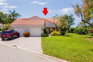522 Beachwalk Cir, Naples, FL 34108 - Photo 1