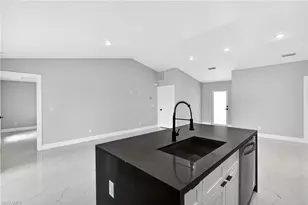 818 Portland St E, Lehigh Acres, FL 33974 - Photo 9