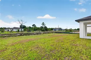 818 Portland St E, Lehigh Acres, FL 33974 - Photo 21